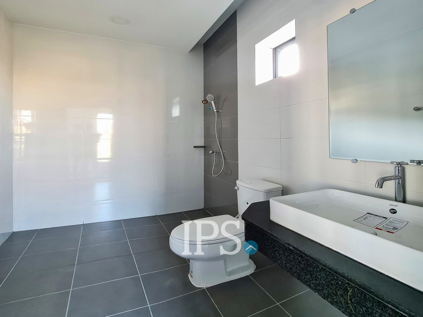 3 Bedroom Villa For Sale - Borey Tourism, Kandaek, Prasat Bakong, Siem Reap