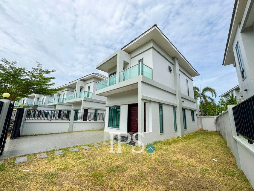 3 Bedroom Villa For Sale - Borey Tourism, Kandaek, Prasat Bakong, Siem Reap