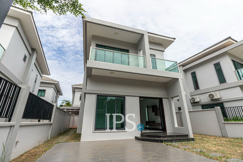 3 Bedroom Villa For Sale - Borey Tourism, Kandaek, Prasat Bakong, Siem Reap