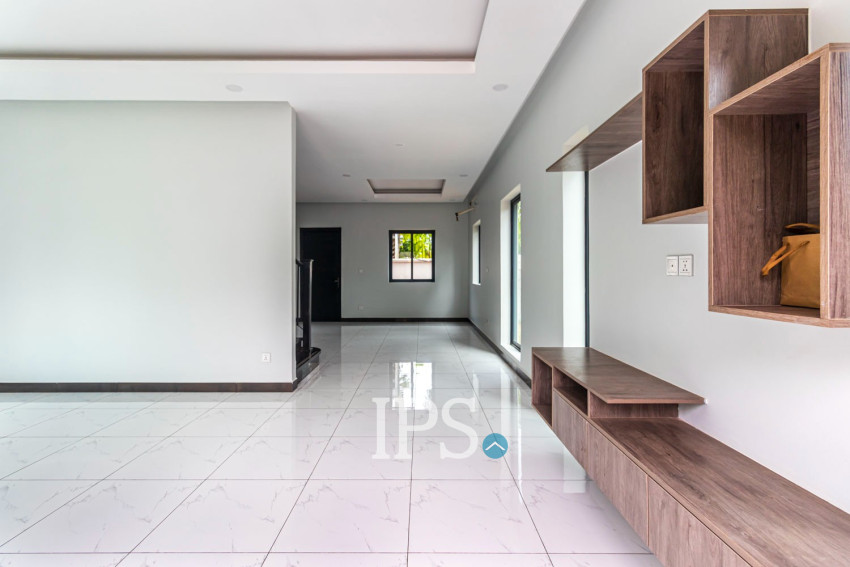 3 Bedroom Villa For Sale - Borey Tourism, Kandaek, Prasat Bakong, Siem Reap