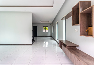 3 Bedroom Villa For Sale - Borey Tourism, Kandaek, Prasat Bakong, Siem Reap thumbnail