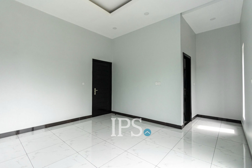 3 Bedroom Villa For Sale - Borey Tourism, Kandaek, Prasat Bakong, Siem Reap