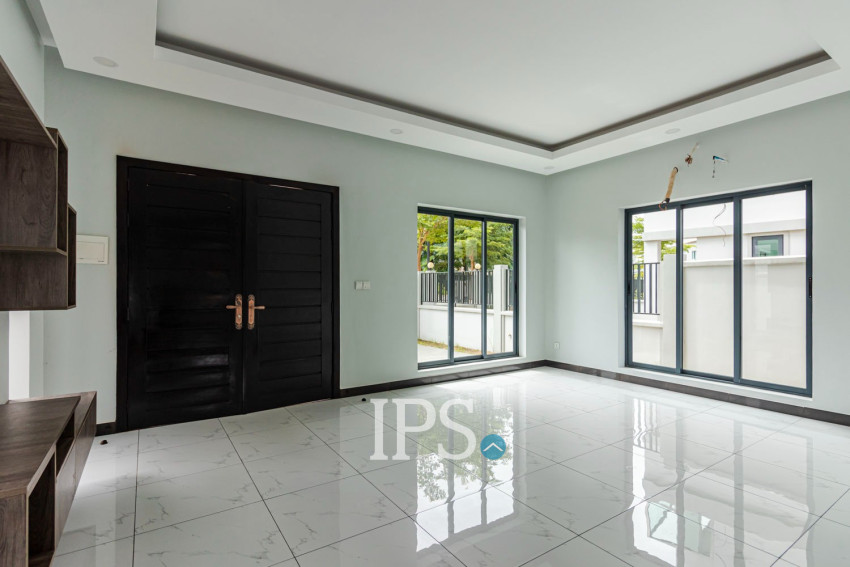 3 Bedroom Villa For Sale - Borey Tourism, Kandaek, Prasat Bakong, Siem Reap
