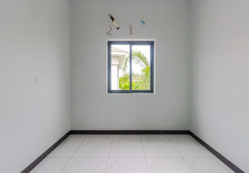 3 Bedroom Villa For Sale - Borey Tourism, Kandaek, Prasat Bakong, Siem Reap thumbnail