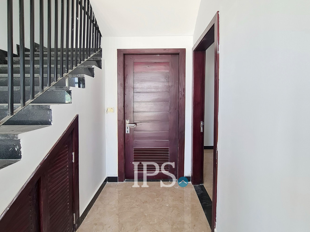 4 Bedroom Villa For Sale - Borey Tourism, Kandaek, Prasat Bakong, Siem Reap - Image 11