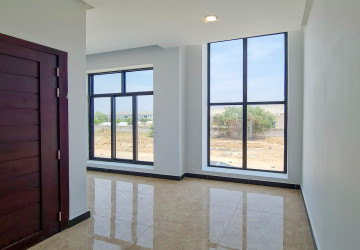 4 Bedroom Villa For Sale - Borey Tourism, Kandaek, Prasat Bakong, Siem Reap thumbnail