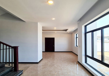 4 Bedroom Villa For Sale - Borey Tourism, Kandaek, Prasat Bakong, Siem Reap thumbnail