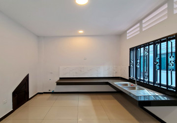 2 Bedroom Shophouse For Sale - Borey Tourism, Kandaek, Prasat Bakong, Siem Reap thumbnail
