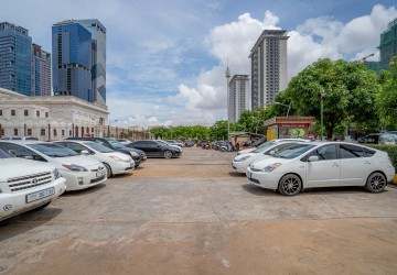 179 Sqm Retail Space For Rent - Tonle Bassac, Phnom Penh thumbnail