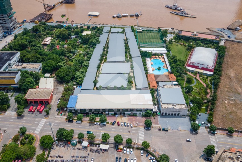 179 Sqm Retail Space For Rent - Tonle Bassac, Phnom Penh