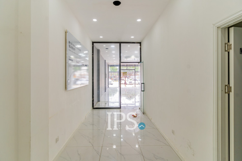 179 Sqm Retail Space For Rent - Tonle Bassac, Phnom Penh
