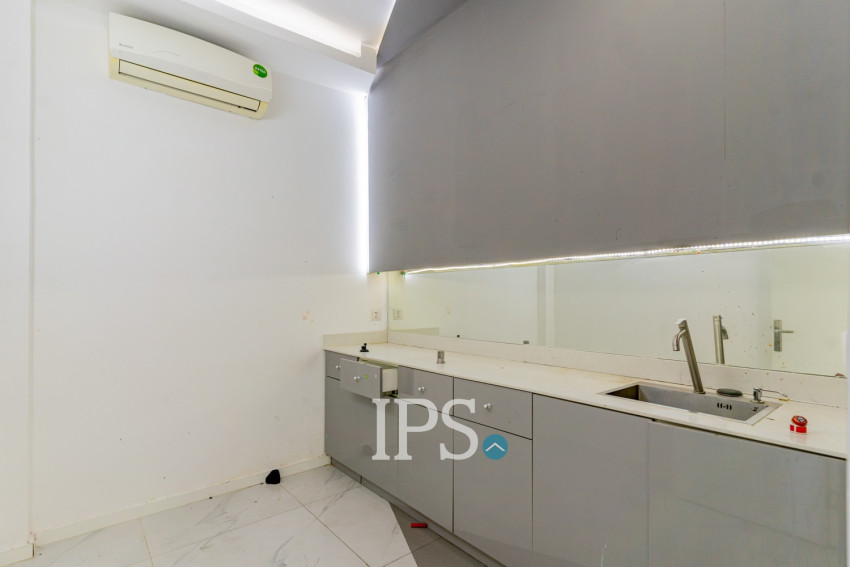 179 Sqm Retail Space For Rent - Tonle Bassac, Phnom Penh