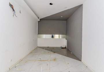 179 Sqm Retail Space For Rent - Tonle Bassac, Phnom Penh thumbnail