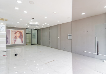 179 Sqm Retail Space For Rent - Tonle Bassac, Phnom Penh thumbnail