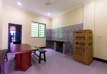 2 Bedroom Flat For Rent - Slor Kram, Siem Reap thumbnail