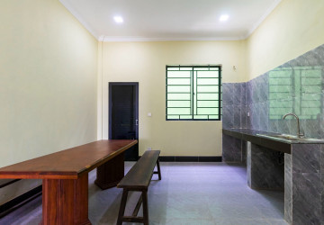 2 Bedroom Flat For Rent - Slor Kram, Siem Reap thumbnail