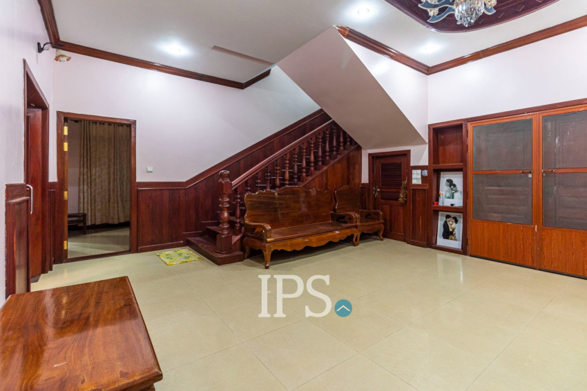 4 Bedroom House For Rent - Svay Dangkum, Siem Reap