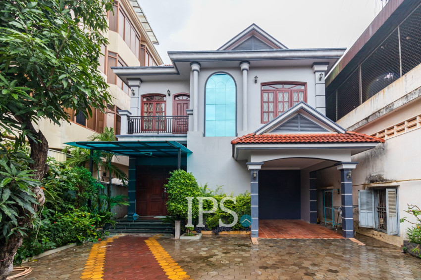 4 Bedroom House For Rent - Svay Dangkum, Siem Reap
