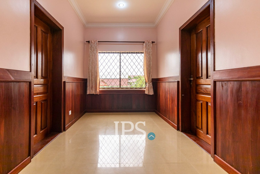 4 Bedroom House For Rent - Svay Dangkum, Siem Reap
