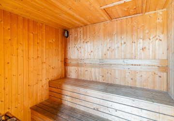 1 Bedroom Serviced Apartment For Rent - BKK 2, Phnom Penh thumbnail