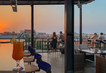 23 Bedroom Hotel For Rent - Svay Dangkum, Siem Reap thumbnail
