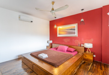 Renovated 3 Bedroom Duplex Apartment For Rent - 7 Makara, Phnom Penh thumbnail