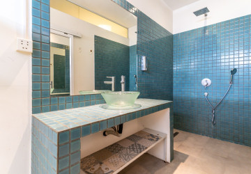 Renovated 3 Bedroom Duplex Apartment For Sale - 7 Makara, Phnom Penh thumbnail