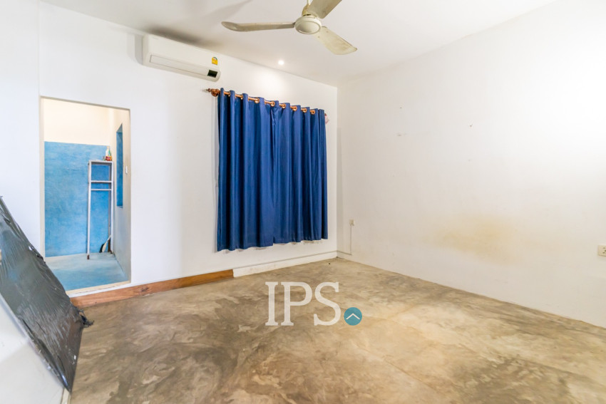 Renovated 3 Bedroom Duplex Apartment For Sale - 7 Makara, Phnom Penh