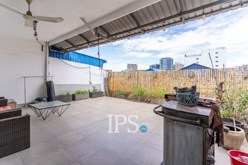 Renovated 3 Bedroom Duplex Apartment For Sale - 7 Makara, Phnom Penh