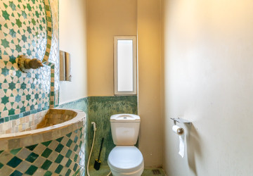 Renovated 3 Bedroom Duplex Apartment For Sale - 7 Makara, Phnom Penh thumbnail