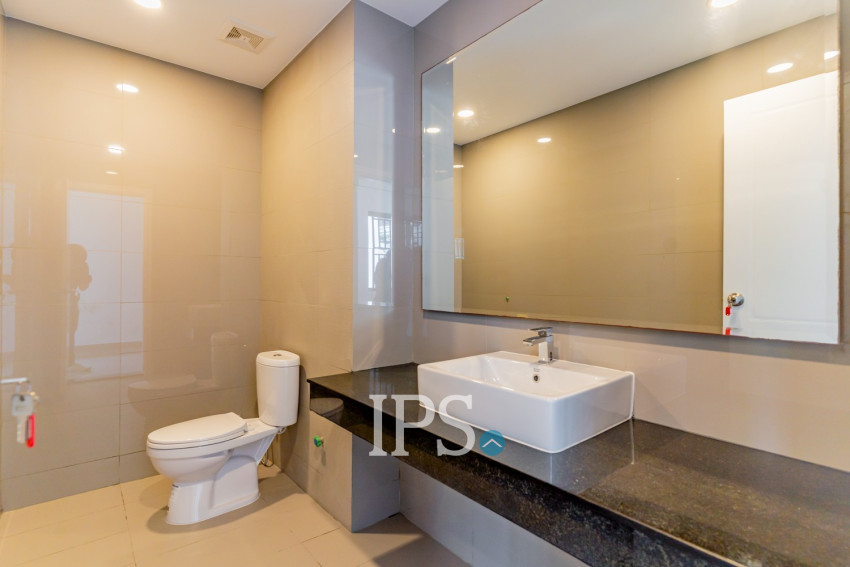 4 Bedroom Corner Shophouse For Rent - Borey Chip Mong 271, Khan Meanchey, Phnom Penh