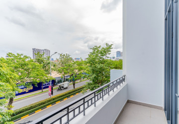 4 Bedroom Corner Shophouse For Rent - Borey Chip Mong 271, Khan Meanchey, Phnom Penh thumbnail