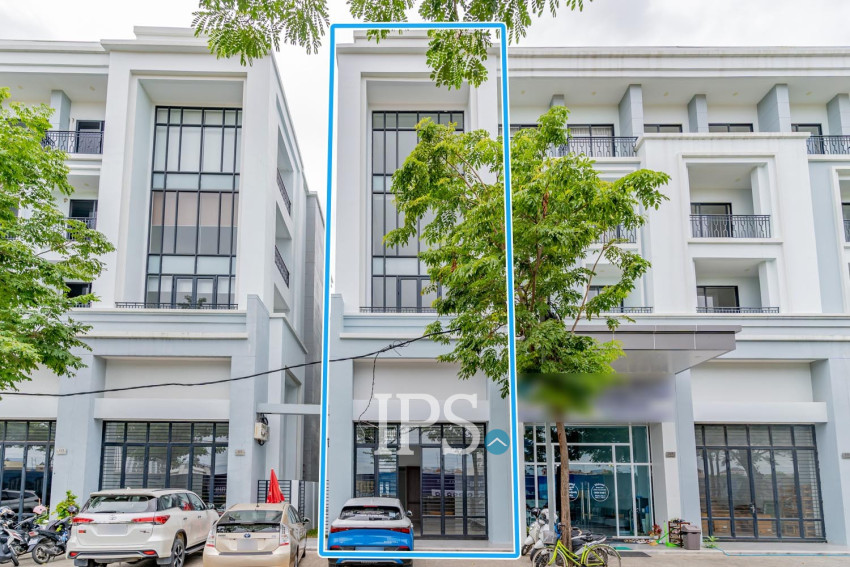 4 Bedroom Corner Shophouse For Rent - Borey Chip Mong 271, Khan Meanchey, Phnom Penh