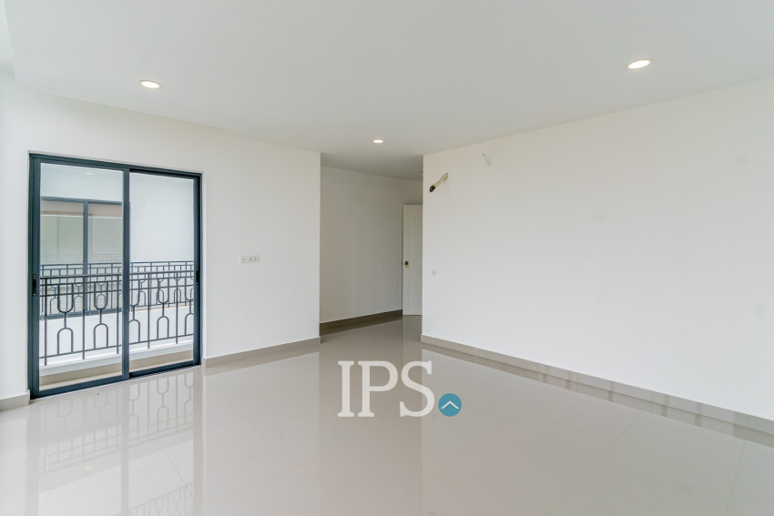 4 Bedroom Corner Shophouse For Rent - Borey Chip Mong 271, Khan Meanchey, Phnom Penh