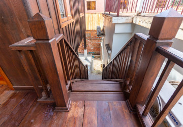 1 Bedroom Wooden House For Rent - Sala Kamreuk, Siem Reap thumbnail