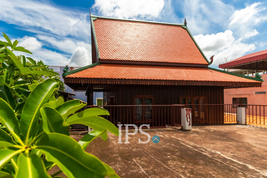 1 Bedroom Wooden House For Rent - Sala Kamreuk, Siem Reap