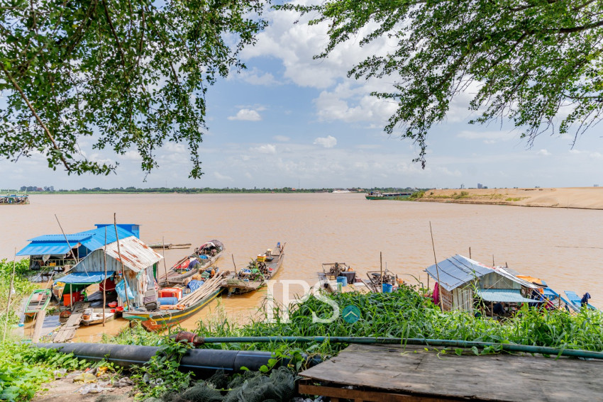 3,068 Sqm Prime Riverfront Land For Sale - Lvea Aem, Kandal Province