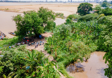 3,068 Sqm Prime Riverfront Land For Sale - Lvea Aem, Kandal Province thumbnail