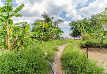 3,068 Sqm Prime Riverfront Land For Sale - Lvea Aem, Kandal Province thumbnail