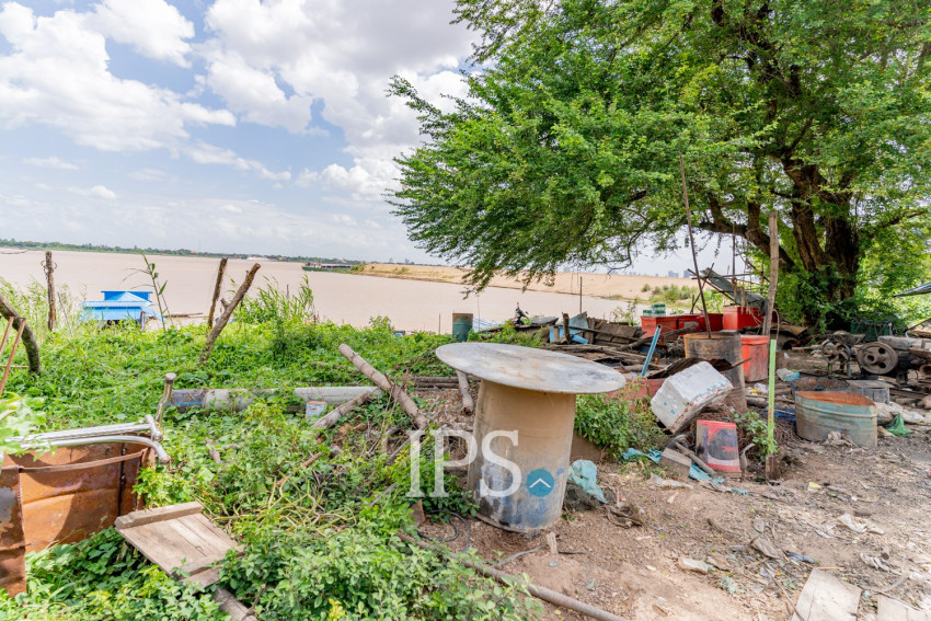 3,068 Sqm Prime Riverfront Land For Sale - Lvea Aem, Kandal Province