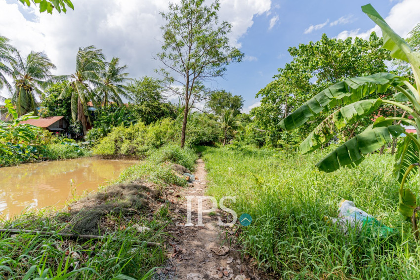 3,068 Sqm Prime Riverfront Land For Sale - Lvea Aem, Kandal Province