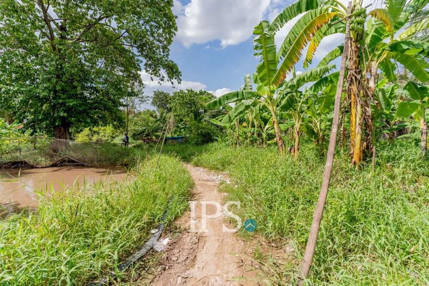 3,068 Sqm Prime Riverfront Land For Sale - Lvea Aem, Kandal Province