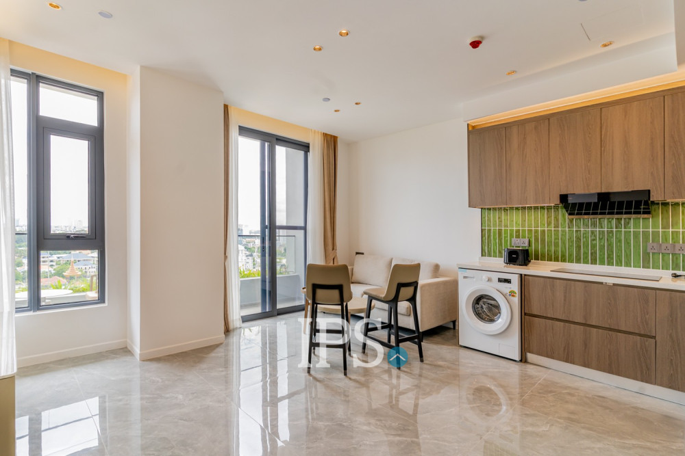 1 Bedroom Serviced Apartment For Rent - Tonle Bassac, Phnom Penh - Image 4