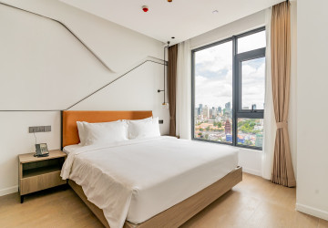 1 Bedroom Serviced Apartment For Rent - Tonle Bassac, Phnom Penh thumbnail