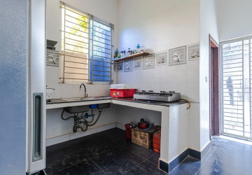 3 Bedroom House For Rent - Svay Dangkum, Siem Reap thumbnail
