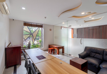 18 Sqm Office Space For Rent - Svay Dangkum, Siem Reap thumbnail