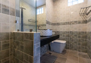 4 Bedroom Duplex Apartment For Rent - Svay Dangkum, Siem Reap thumbnail