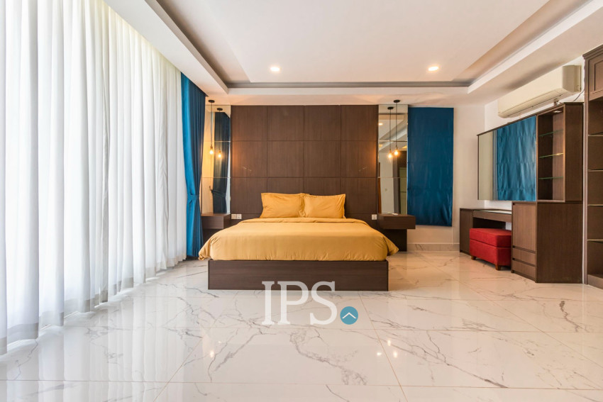 4 Bedroom Duplex Apartment For Rent - Svay Dangkum, Siem Reap