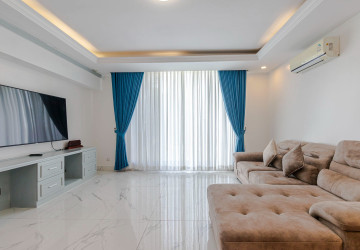 4 Bedroom Duplex Apartment For Rent - Svay Dangkum, Siem Reap thumbnail