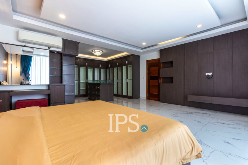 4 Bedroom Duplex Apartment For Rent - Svay Dangkum, Siem Reap